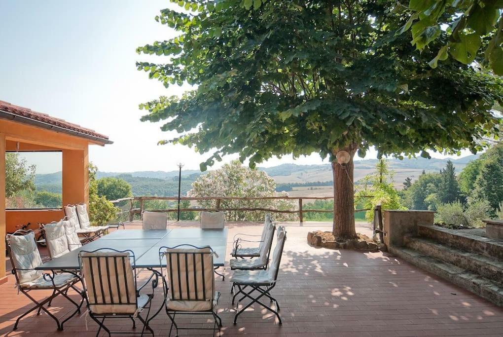 Stunning Country House Overlooking Tuscany Hills Lorenzana Ngoại thất bức ảnh