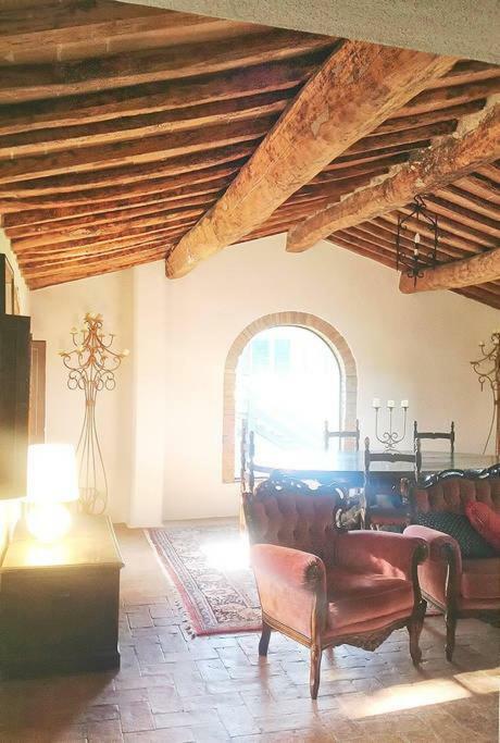 Stunning Country House Overlooking Tuscany Hills Lorenzana Ngoại thất bức ảnh