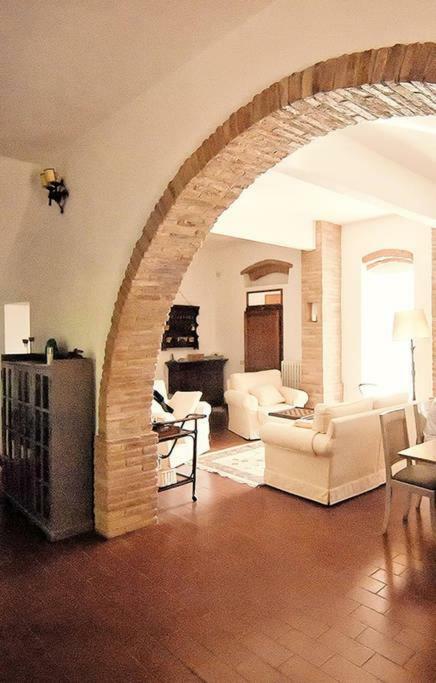 Stunning Country House Overlooking Tuscany Hills Lorenzana Ngoại thất bức ảnh